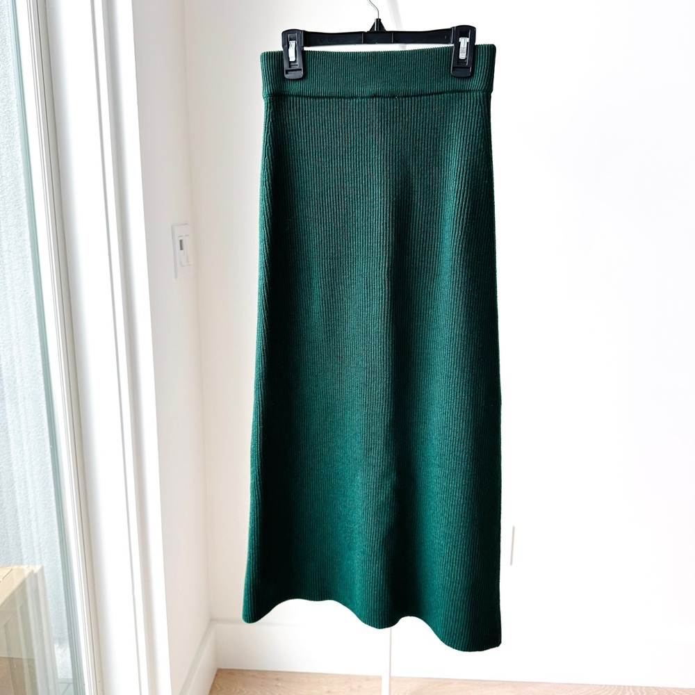 Sézane Naelle Skirt in Bottle Green